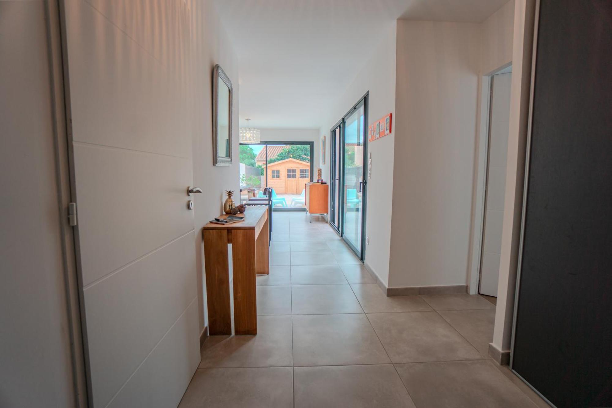 La Contemporaine 2 Chambres A Ste Marie Сент-Мари-ла-Мер Экстерьер фото